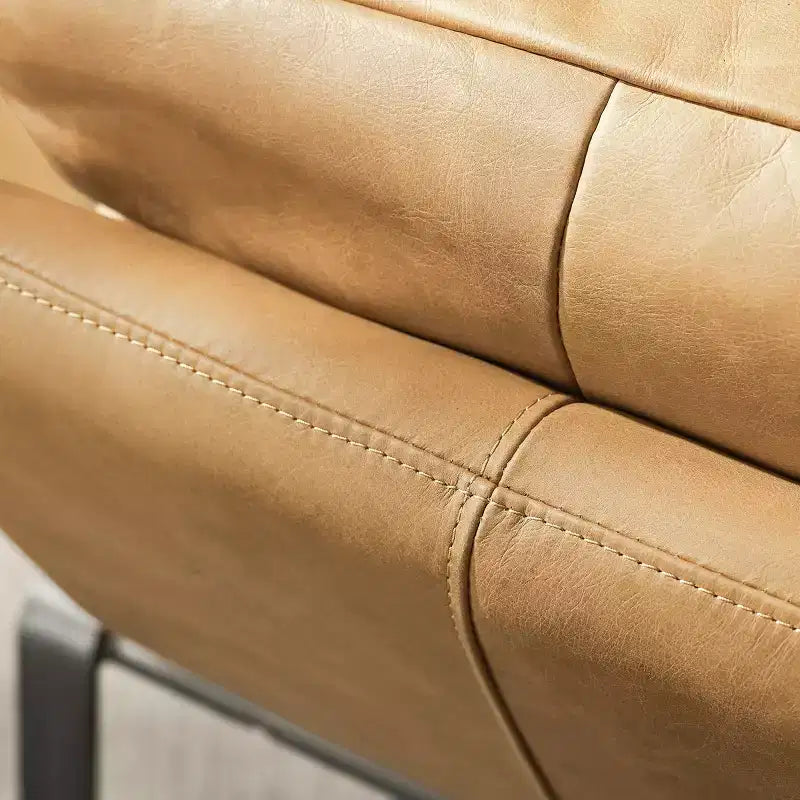 Comoda e Lussuosa Poltrona Accent in Vera Pelle
