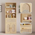 Vetrina in Rattan Marrone Chiaro con 3 ripiani, 1 cassetto e 2 ante, H 180 cm.