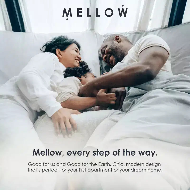 Struttura letto a piattaforma in metallo e legno con mensola/testiera integrata