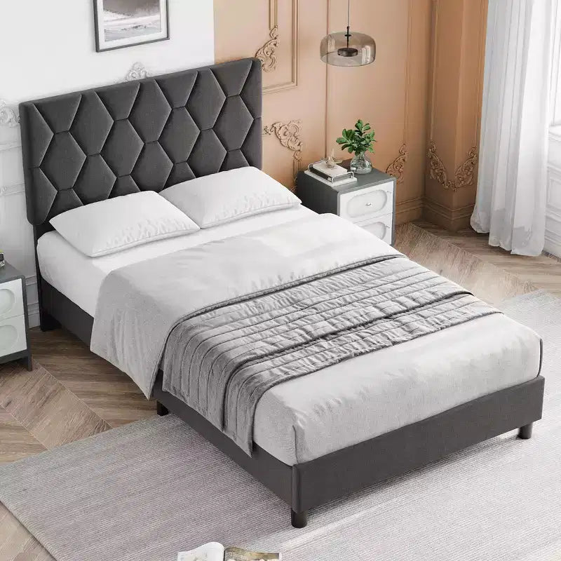 Struttura Letto, Letto a Piattaforma Imbottito una Piazza e Mezza con Testiera - Supporto a Doghe in Legno, Nessuna Rete a Molle Necessaria, Silenzioso, Facile Montaggio