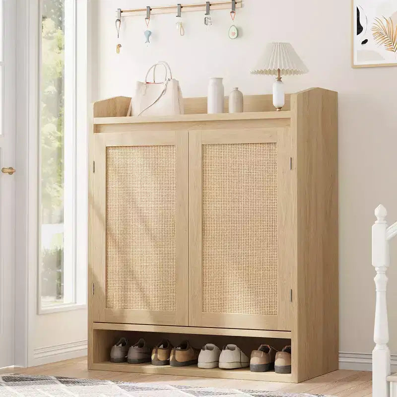 Scarpiera in Rattan a 5 Ripiani Mobiletto Contenitore con 2 Ante Regolabile in Legno per Ingresso Corridoio Soggiorno Naturale